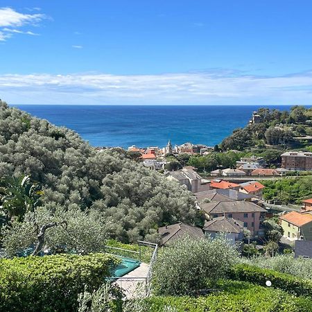 2 Bedroom Stunning Apartment In Moneglia Extérieur photo